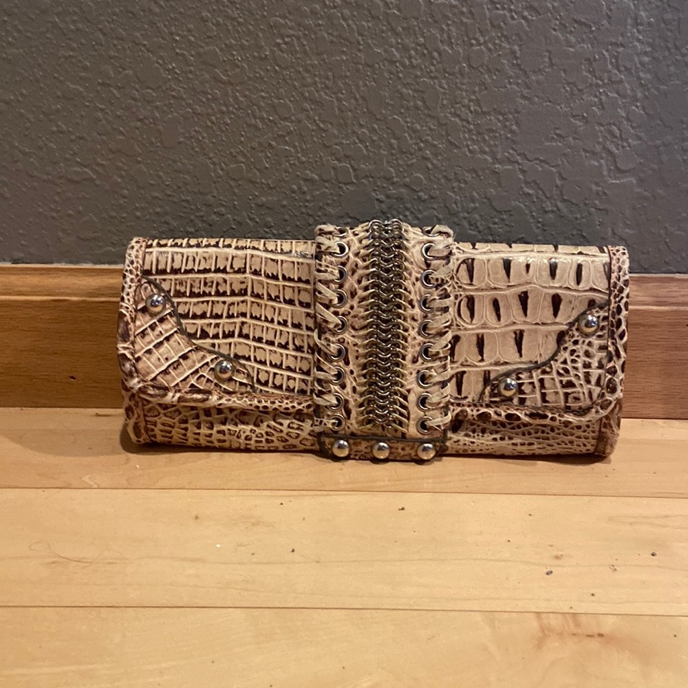 Crocodile clutch (imitation)